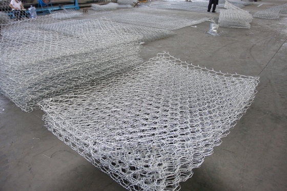 Специализированная Galfan сварная габионная корзина 6 * 8CM размер сетки износостойкость