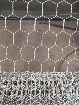 1.5 мм оцинкованный железный проволока Chickenwire сетка ограждения для изготовления клетки